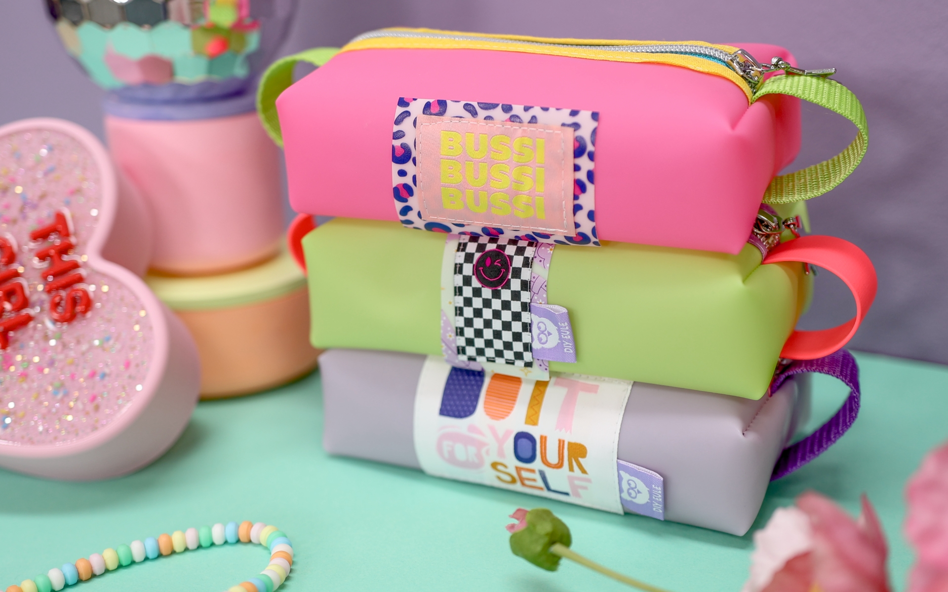 Boxibag aus Jelly Vinyl nähen – Schnittmuster kostenlos