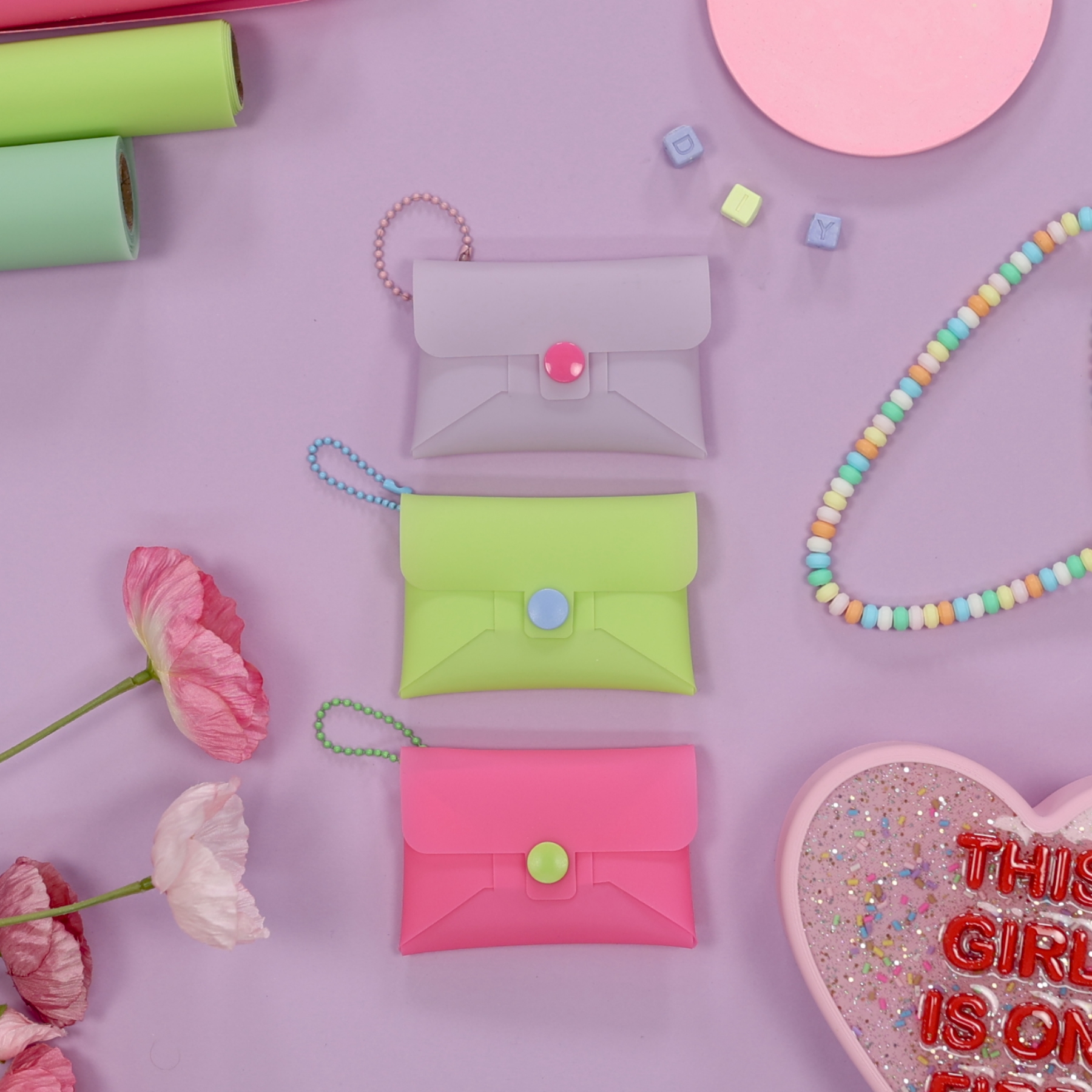 No-Sew-Mini-Tasche aus Jelly Vinyl – Schnittmuster kostenlos
